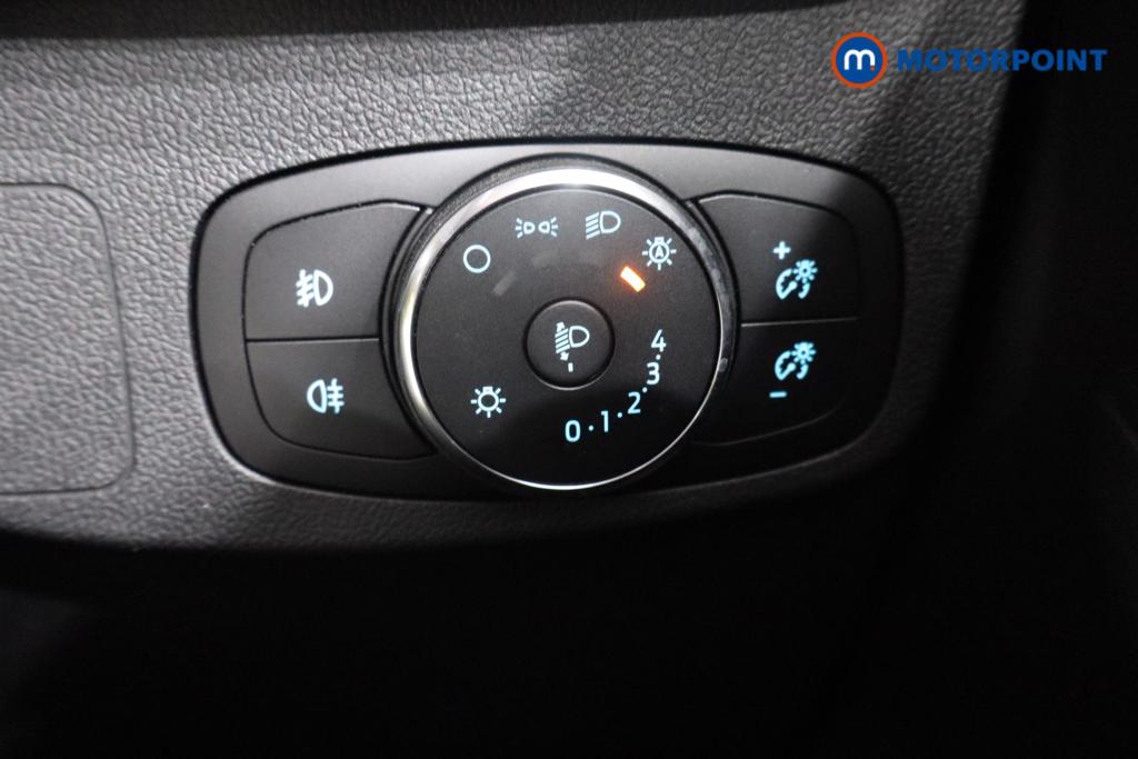 Ford Focus Zetec Manual Diesel Hatchback - Stock Number (1561396) - 11th supplementary image
