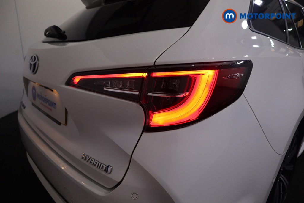 Toyota Corolla Design Automatic Petrol-Electric Hybrid Estate - Stock Number (1561432) - 20th supplementary image