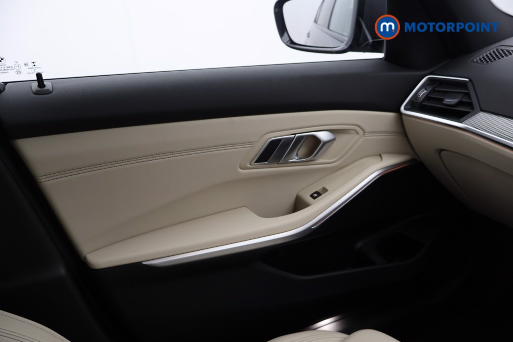 BMW 3 Series M Sport Automatic Petrol Saloon - Stock Number (1561510) - 8th supplementary image