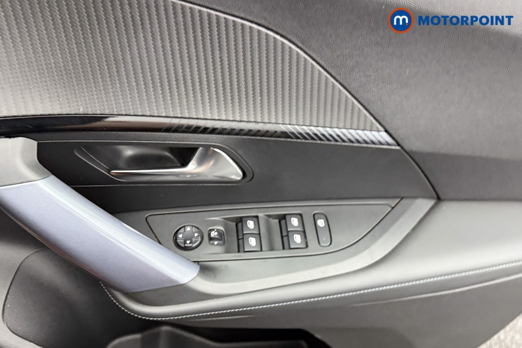 Peugeot 2008 Allure Manual Petrol SUV - Stock Number (1561550) - 15th supplementary image