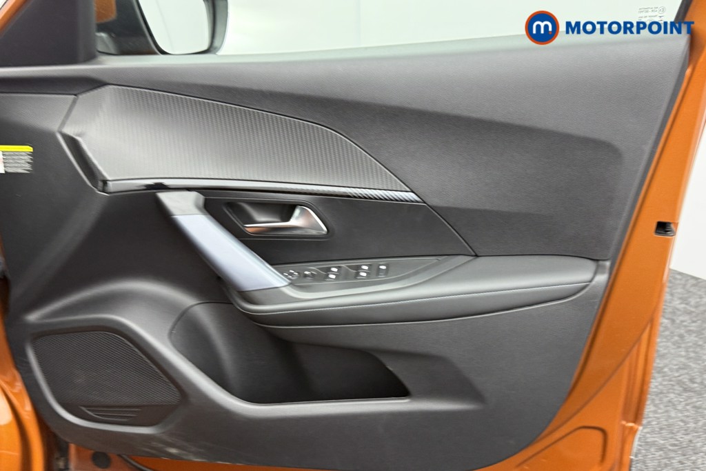 Peugeot 2008 Allure Manual Petrol SUV - Stock Number (1561550) - 16th supplementary image