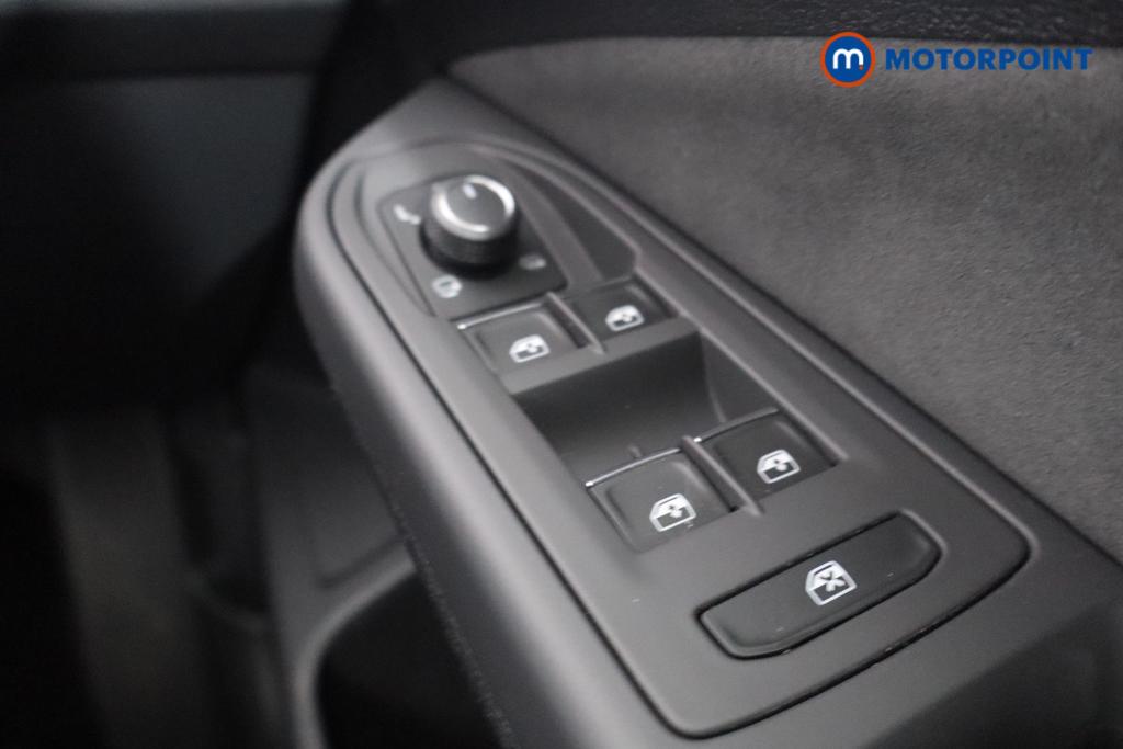 Volkswagen Golf Style Manual Petrol Hatchback - Stock Number (1561561) - 11th supplementary image