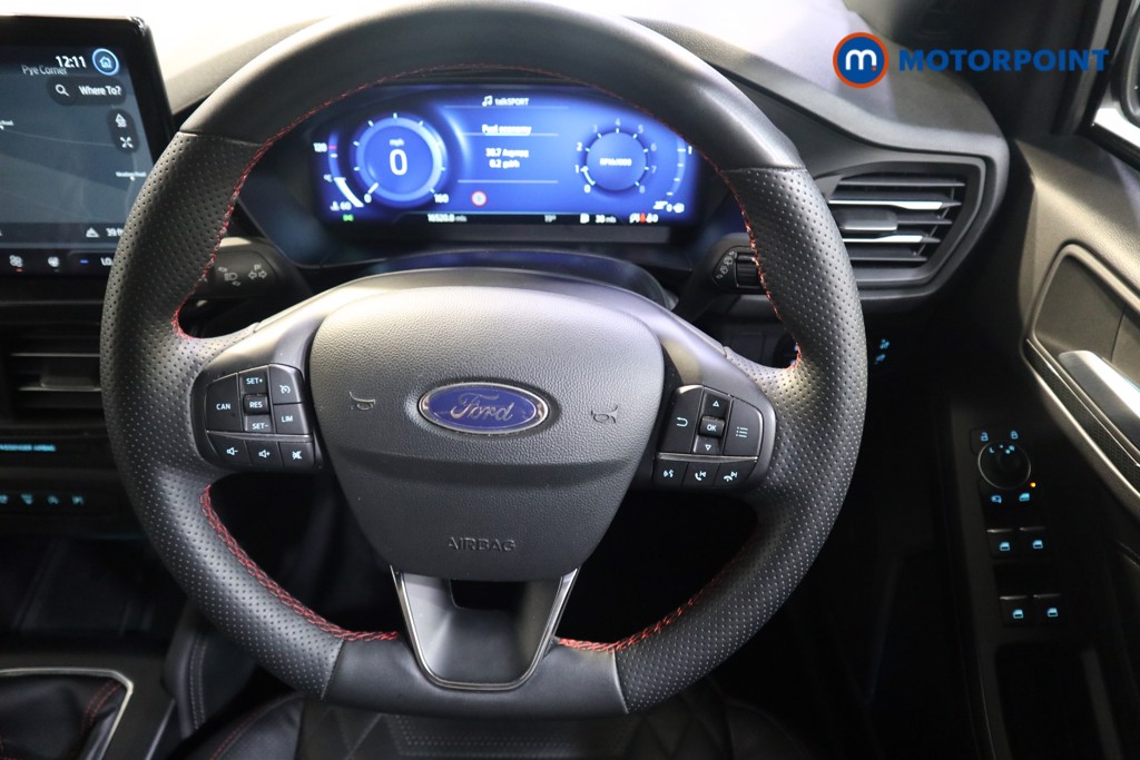 Ford Focus St-Line Vignale Manual Petrol Hatchback - Stock Number (1561677) - 2nd supplementary image