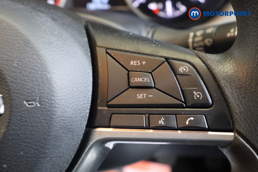 Nissan Micra Acenta Manual Petrol Hatchback - Stock Number (1562066) - 4th supplementary image