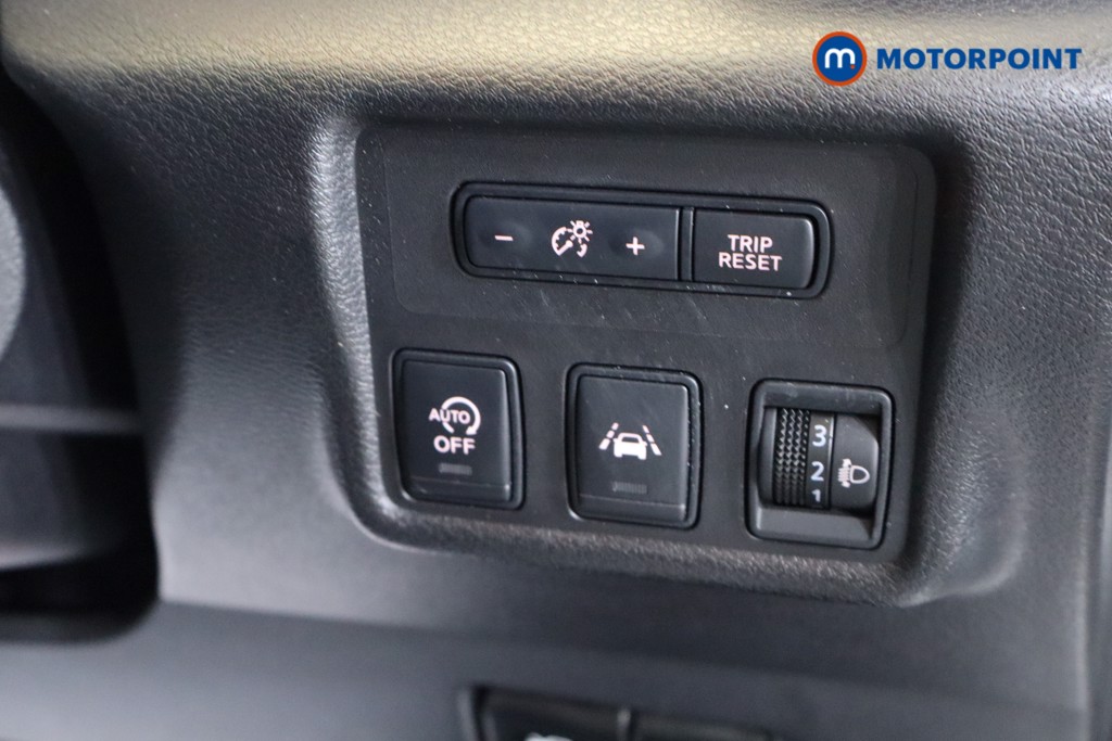 Nissan Micra Acenta Manual Petrol Hatchback - Stock Number (1562066) - 5th supplementary image