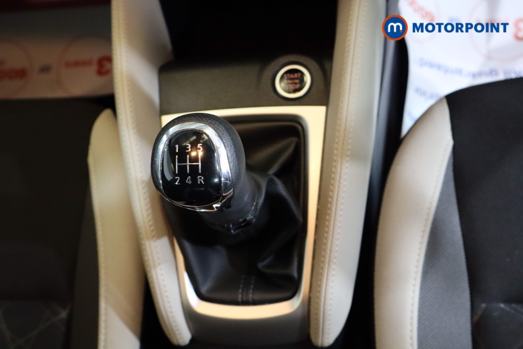 Nissan Micra Acenta Manual Petrol Hatchback - Stock Number (1562066) - 7th supplementary image