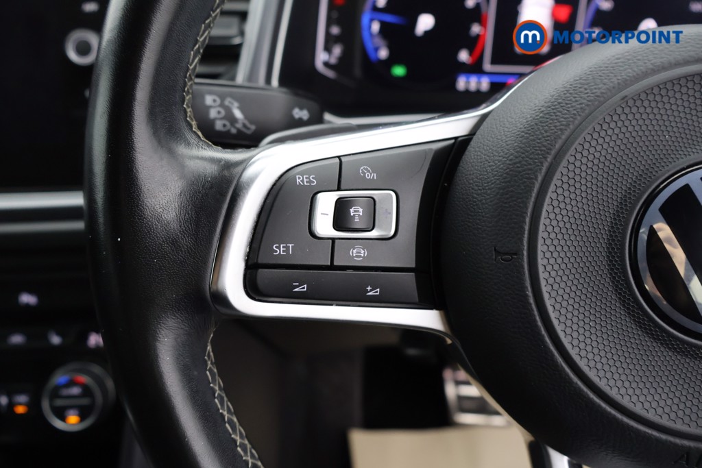 Volkswagen T-Roc R-Line Automatic Petrol SUV - Stock Number (1562130) - 2nd supplementary image