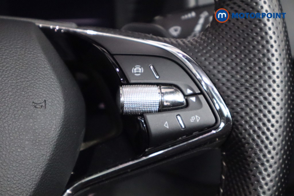 Skoda Karoq Sportline Automatic Petrol SUV - Stock Number (1562147) - 8th supplementary image