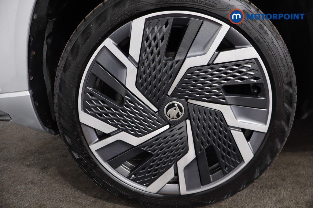 Skoda Karoq Sportline Automatic Petrol SUV - Stock Number (1562147) - 11th supplementary image
