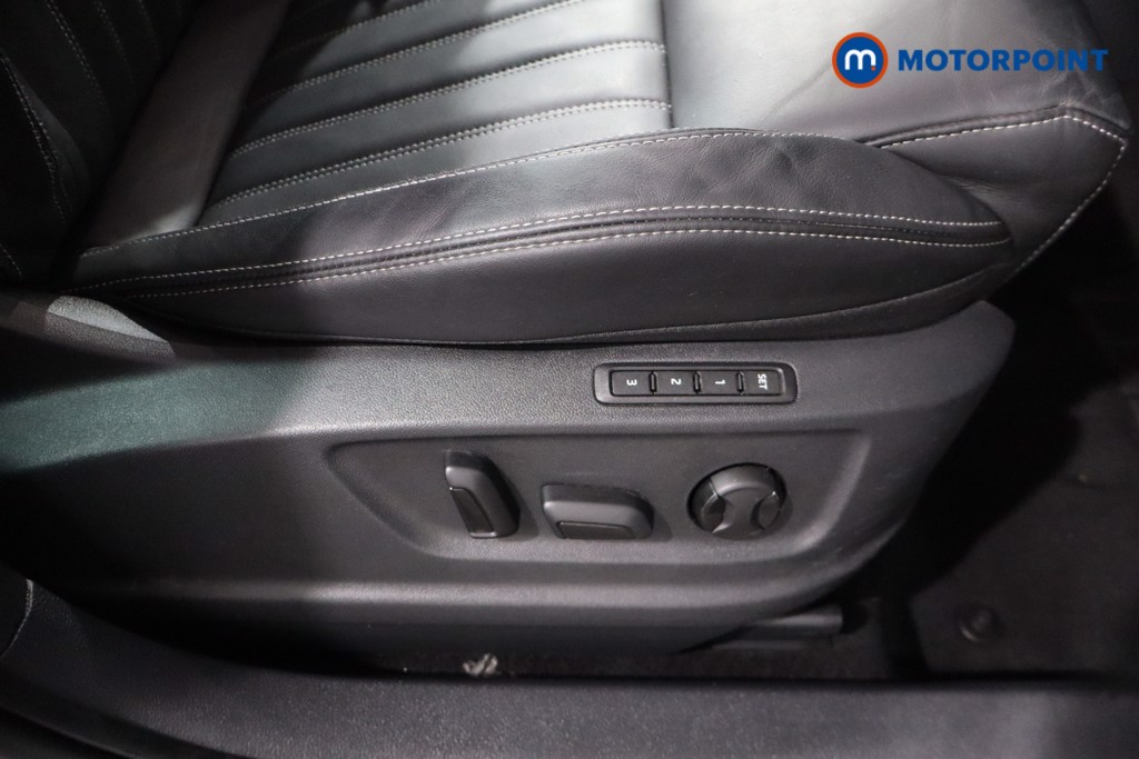 Skoda Karoq Sportline Automatic Petrol SUV - Stock Number (1562147) - 25th supplementary image