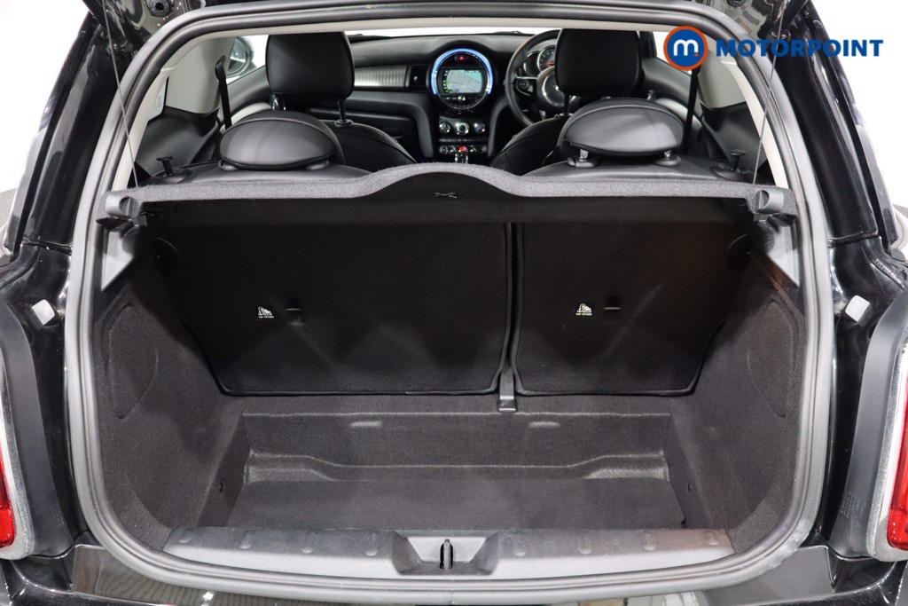 Mini Hatchback Cooper Exclusive Automatic Petrol Hatchback - Stock Number (1562148) - 35th supplementary image