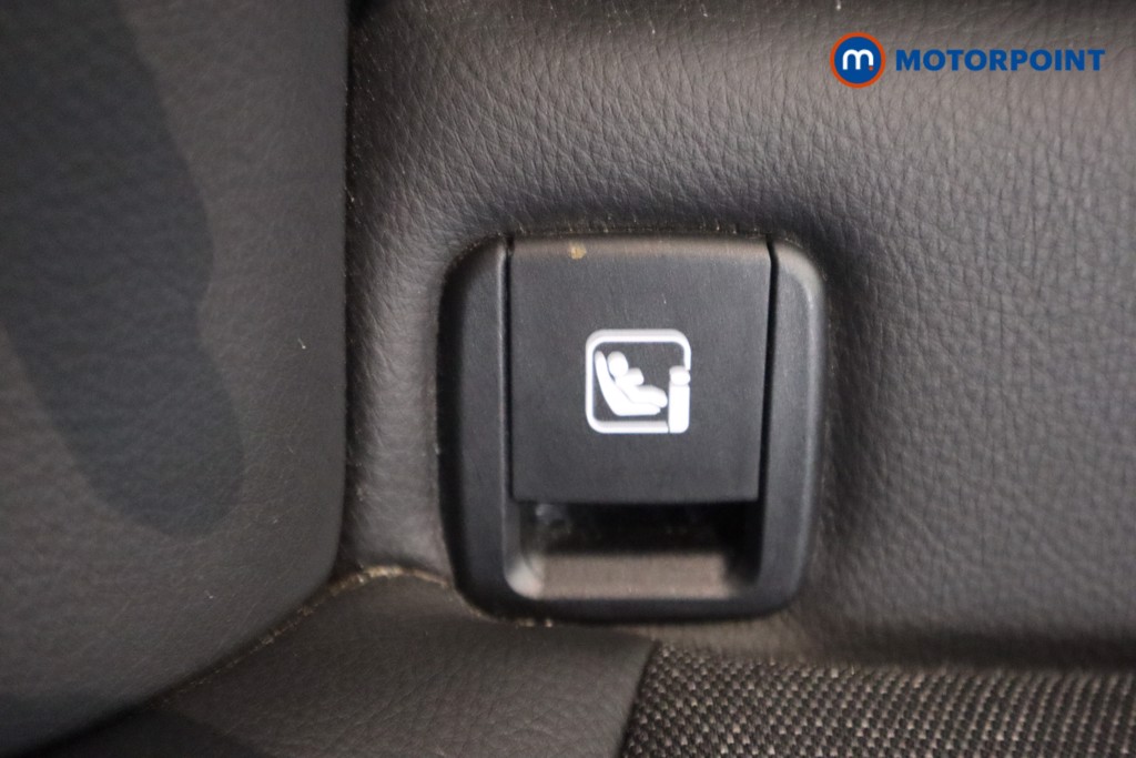 BMW 1 Series Sport Manual Petrol Hatchback - Stock Number (1562233) - 25th supplementary image