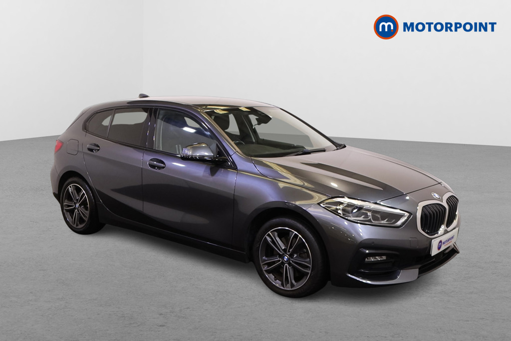 BMW 1 Series Sport Manual Petrol Hatchback - Stock Number (1562233) - Drivers side front corner