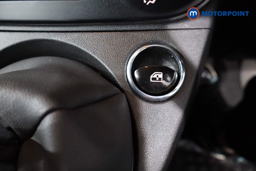 Fiat 500 1.0 Mild Hybrid 3Dr Manual Petrol-Electric Hybrid Hatchback - Stock Number (1562274) - 18th supplementary image