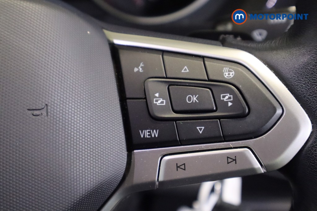 Volkswagen Tiguan Life Automatic Petrol SUV - Stock Number (1562345) - 17th supplementary image