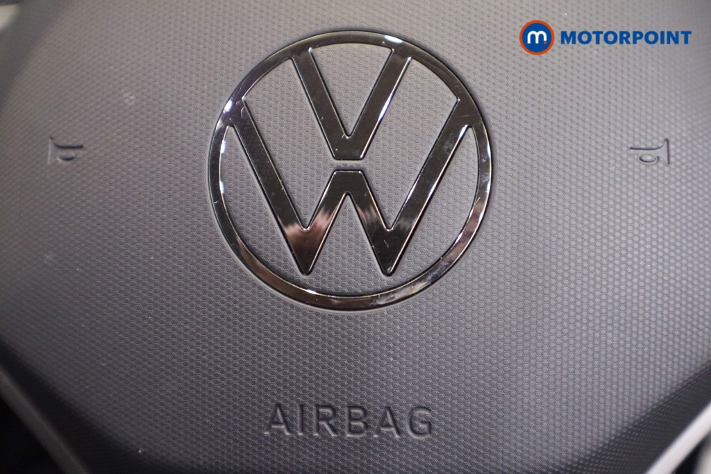 Volkswagen Tiguan Life Automatic Petrol SUV - Stock Number (1562345) - 18th supplementary image