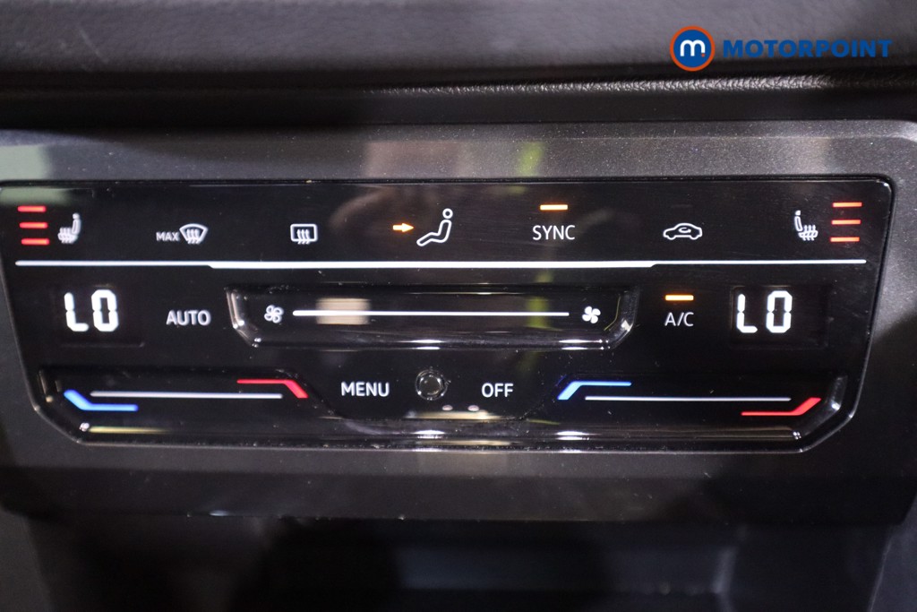 Volkswagen Tiguan Life Automatic Petrol SUV - Stock Number (1562345) - 20th supplementary image