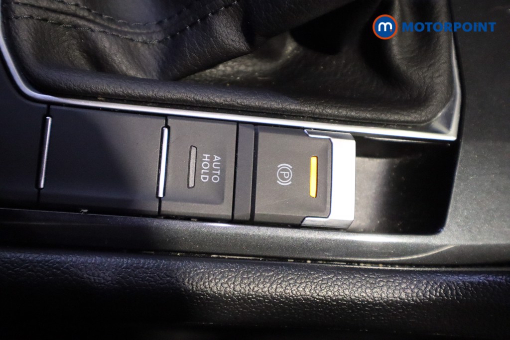 Volkswagen Tiguan Life Automatic Petrol SUV - Stock Number (1562345) - 22nd supplementary image