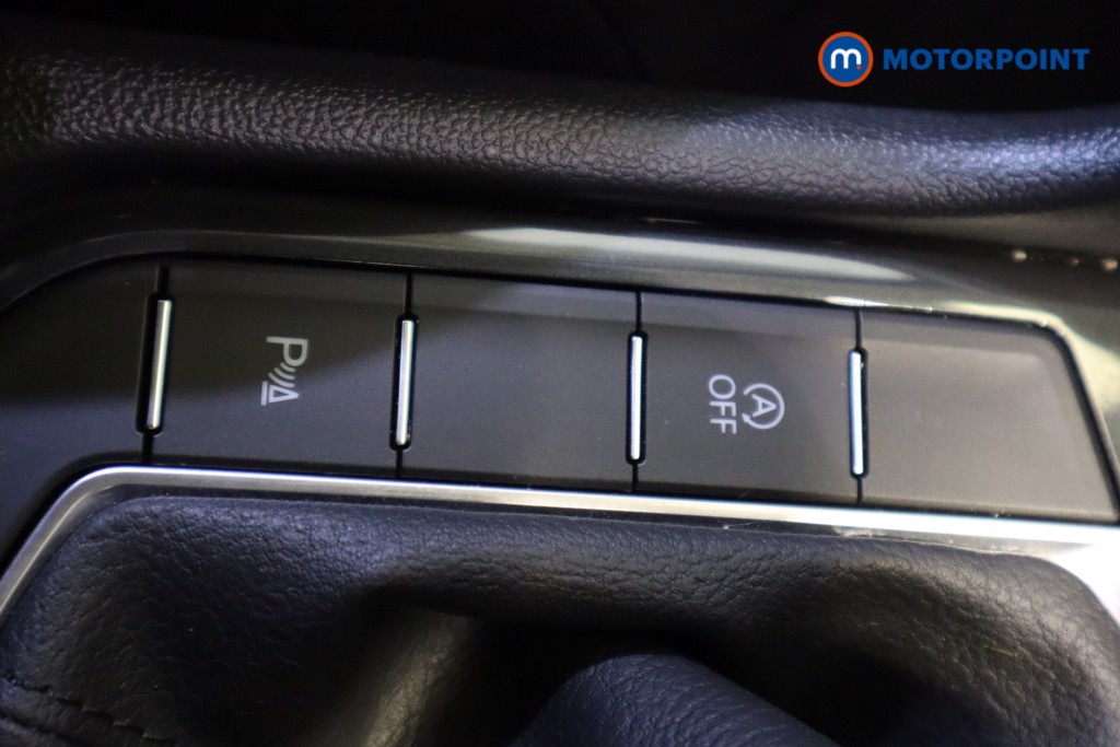 Volkswagen Tiguan Life Automatic Petrol SUV - Stock Number (1562345) - 23rd supplementary image