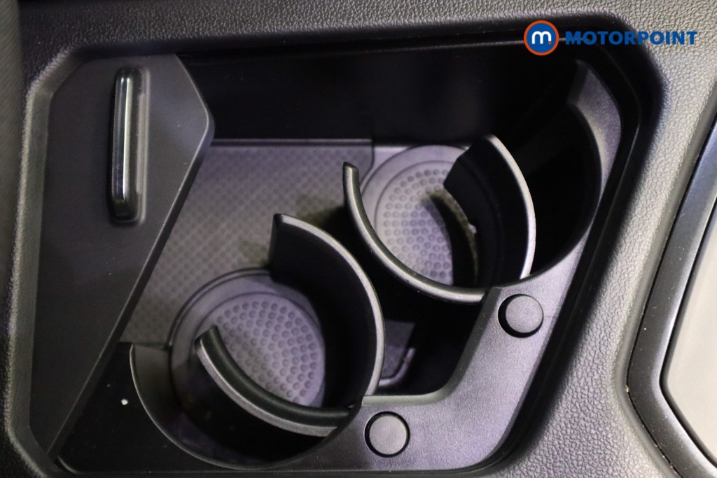 Volkswagen Tiguan Life Automatic Petrol SUV - Stock Number (1562345) - 24th supplementary image