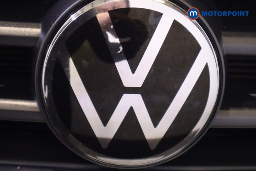 Volkswagen Tiguan Life Automatic Petrol SUV - Stock Number (1562345) - 35th supplementary image