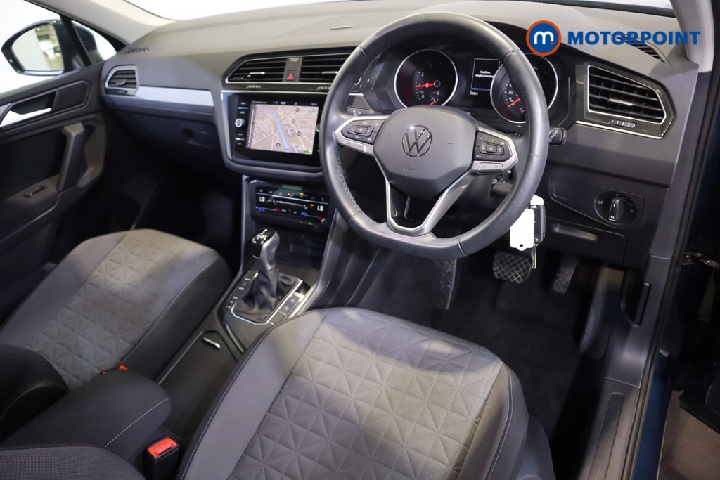 Volkswagen Tiguan Life Automatic Petrol SUV - Stock Number (1562345) - 1st supplementary image
