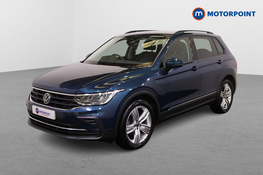 Volkswagen Tiguan Life Automatic Petrol SUV - Stock Number (1562345) - Passenger side front corner
