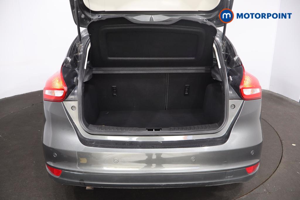 Ford Focus Zetec Edition Manual Petrol Hatchback - Stock Number (1562691) - 17th supplementary image