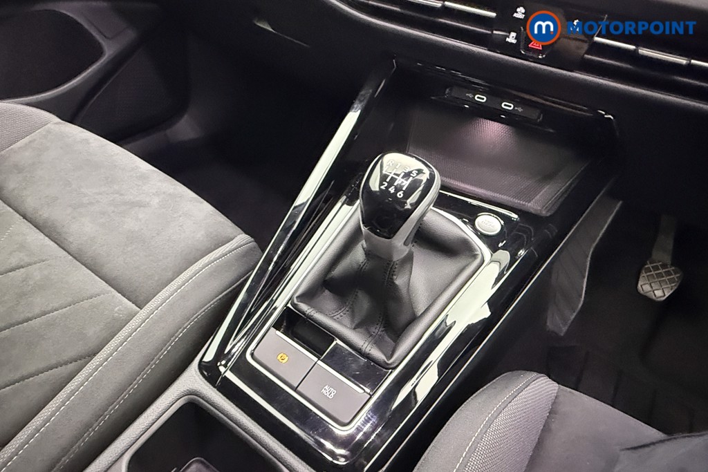 Volkswagen Golf Style Edition Manual Petrol Hatchback - Stock Number (1562807) - 12th supplementary image