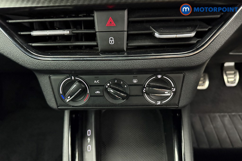 Skoda Kamiq Monte Carlo Manual Petrol SUV - Stock Number (1562811) - 13th supplementary image
