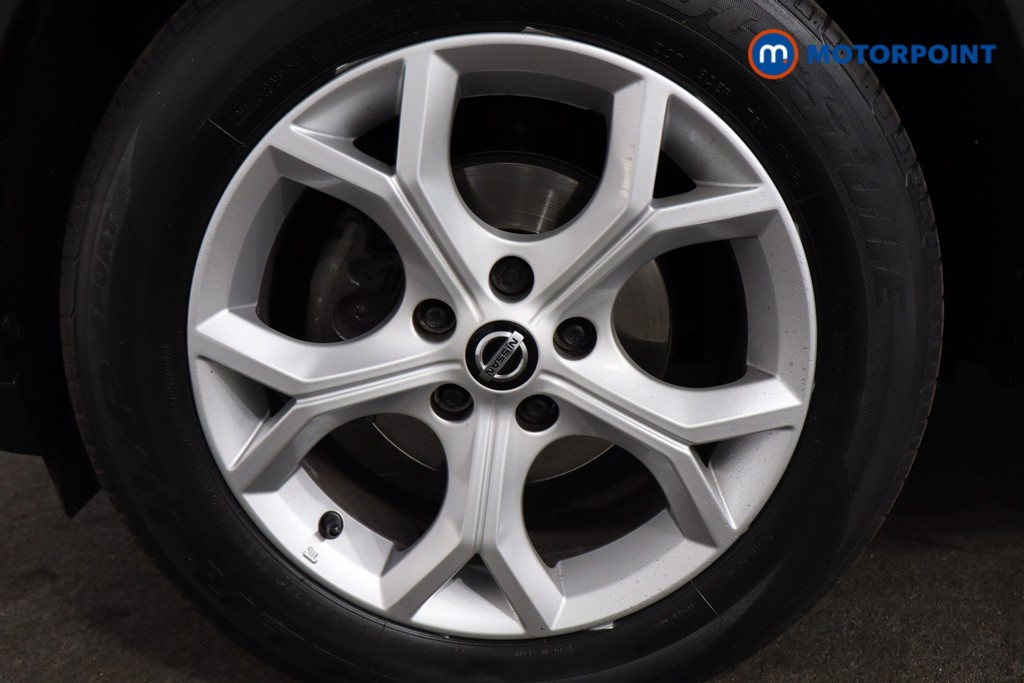 Nissan Juke N-Connecta Automatic Petrol SUV - Stock Number (1562977) - 11th supplementary image