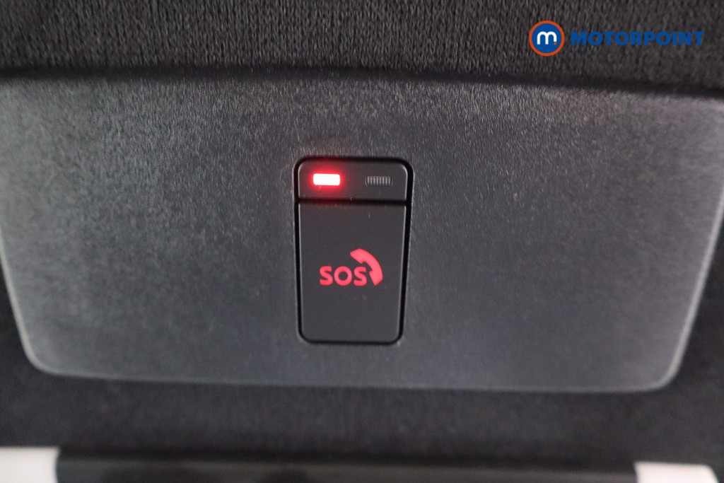 Nissan Juke N-Connecta Automatic Petrol SUV - Stock Number (1562977) - 19th supplementary image