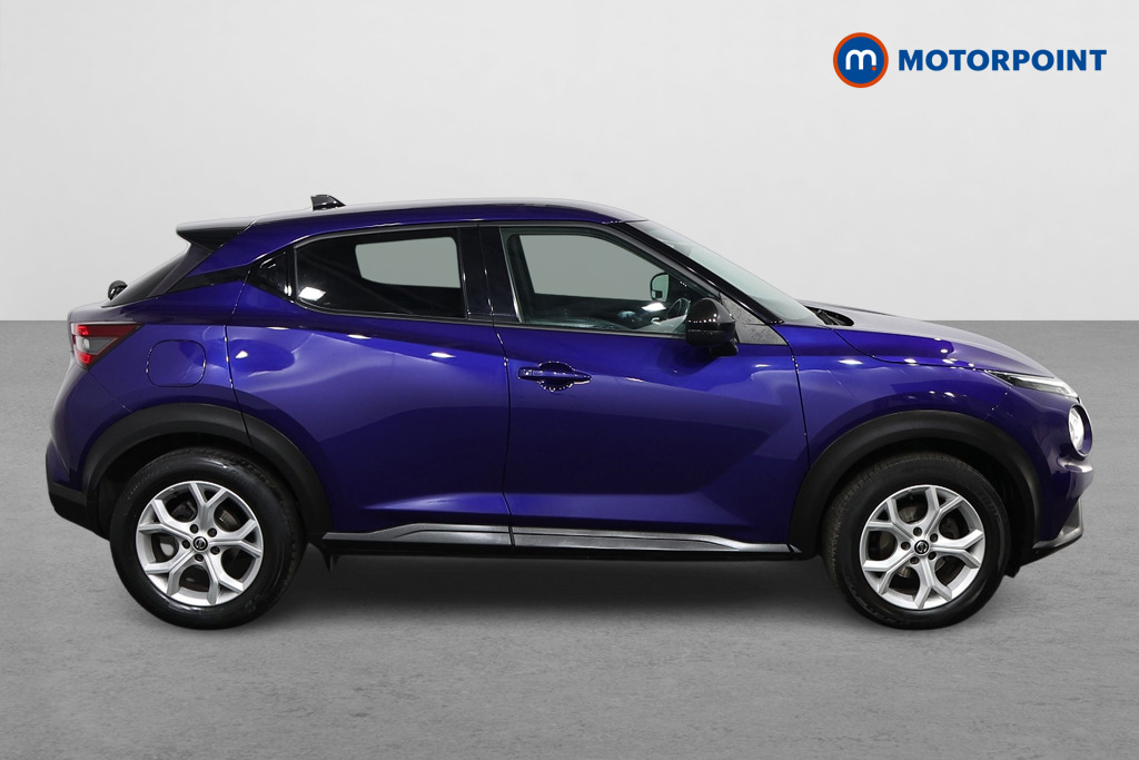 Nissan Juke N-Connecta Automatic Petrol SUV - Stock Number (1562977) - Drivers side