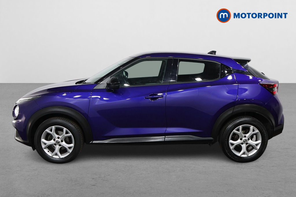 Nissan Juke N-Connecta Automatic Petrol SUV - Stock Number (1562977) - Passenger side