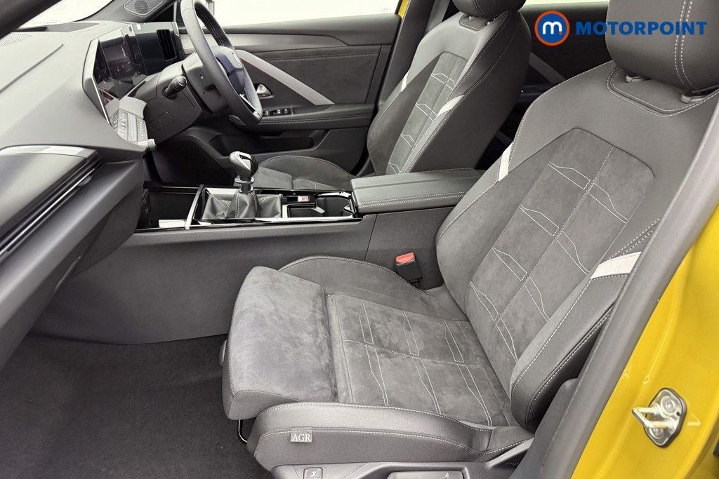 Vauxhall Astra Ultimate Manual Petrol Hatchback - Stock Number (1563031) - 21st supplementary image
