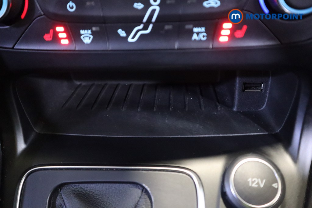 Ford Focus Titanium X Automatic Petrol Hatchback - Stock Number (1563086) - 22nd supplementary image