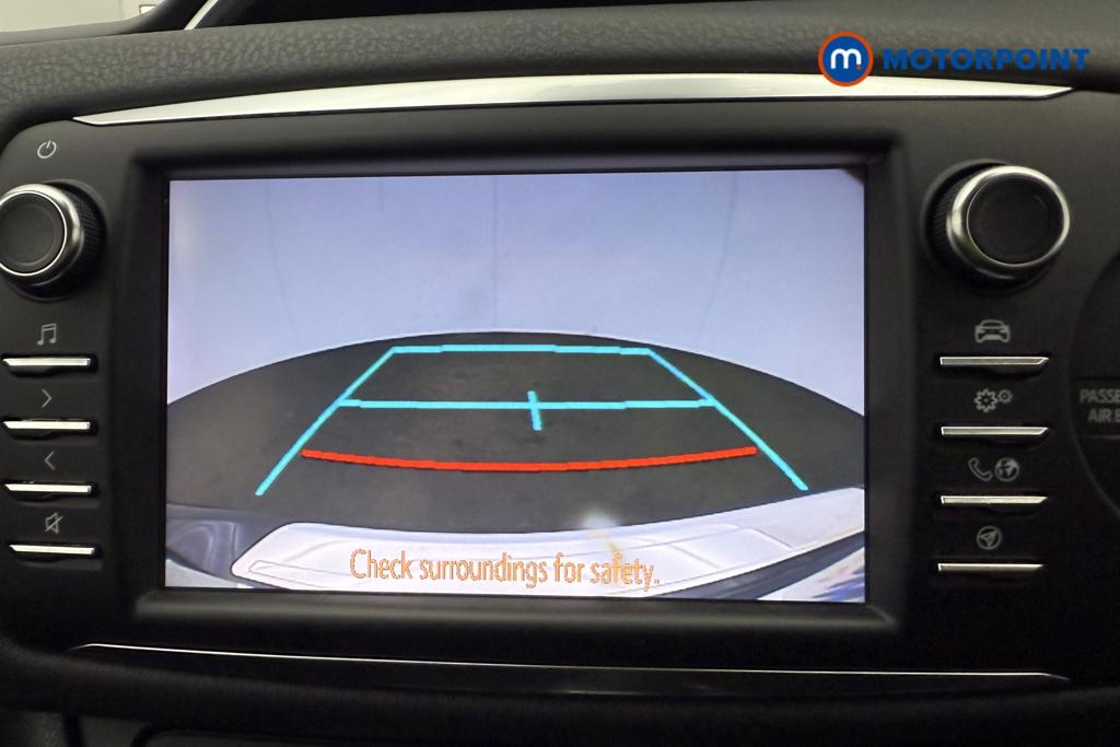 Toyota Yaris Design Manual Petrol Hatchback - Stock Number (1563090) - 3rd supplementary image