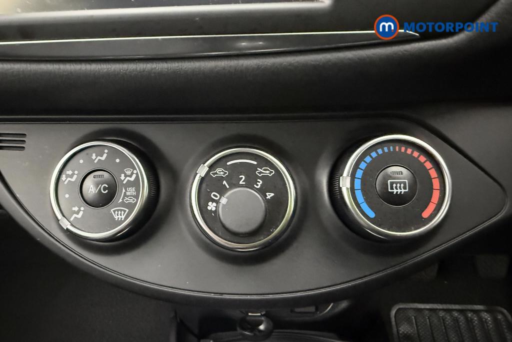 Toyota Yaris Design Manual Petrol Hatchback - Stock Number (1563090) - 15th supplementary image
