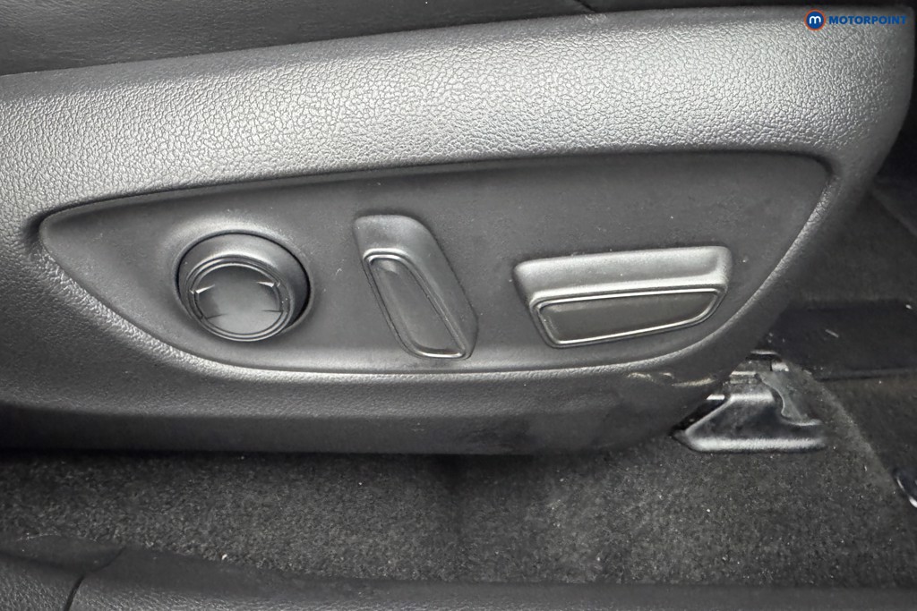 Toyota Rav4 Dynamic Automatic Petrol Plug-In Hybrid SUV - Stock Number (1563167) - 20th supplementary image