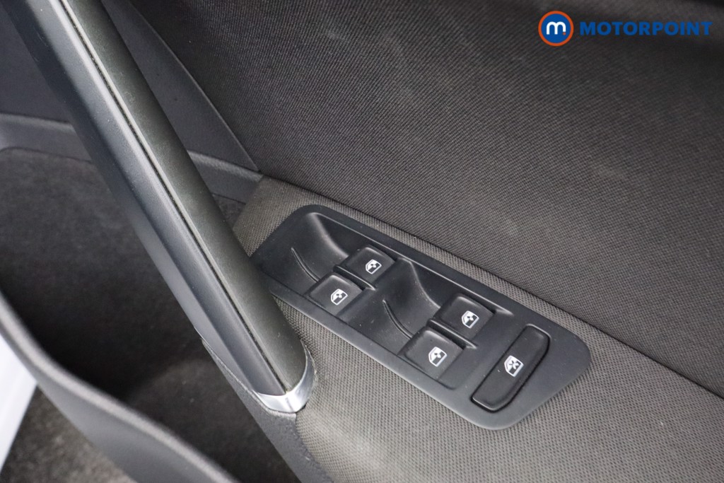 Volkswagen Golf SE Manual Petrol Hatchback - Stock Number (1563259) - 18th supplementary image