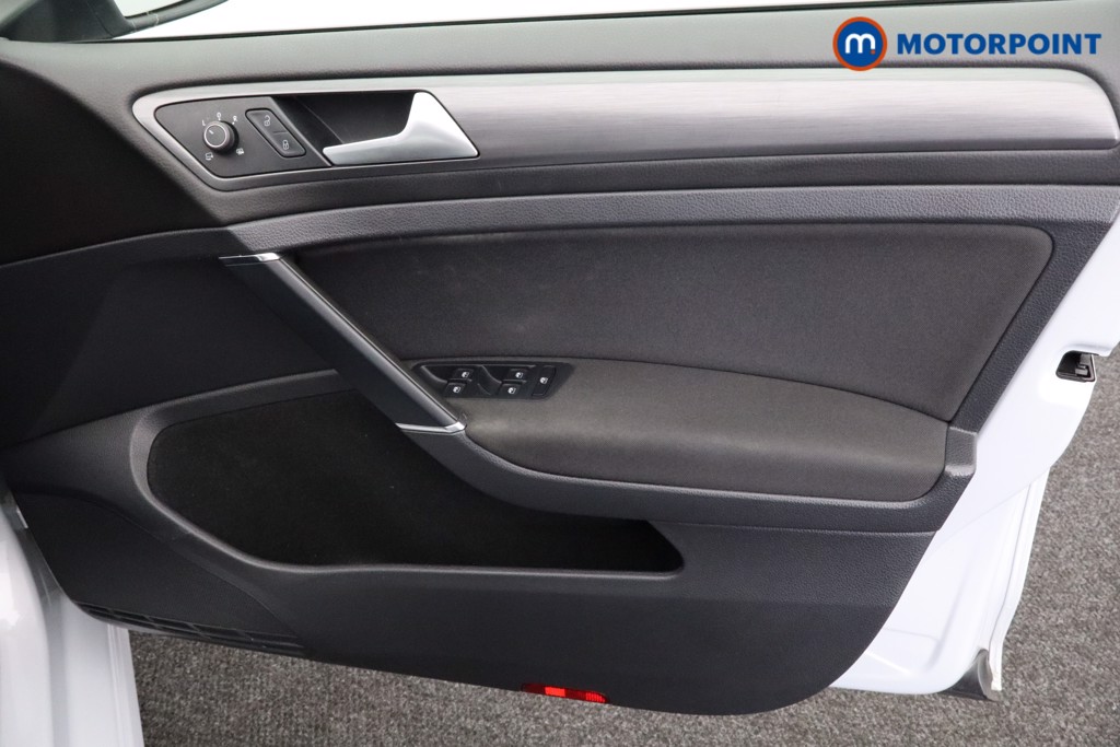 Volkswagen Golf SE Manual Petrol Hatchback - Stock Number (1563259) - 19th supplementary image