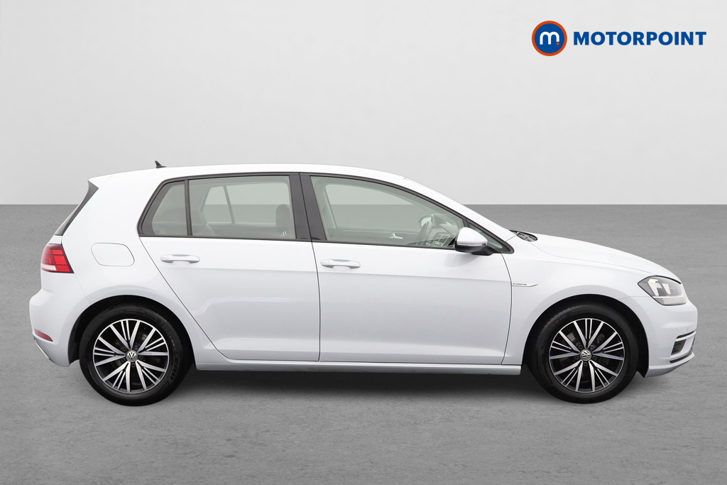 Volkswagen Golf SE Manual Petrol Hatchback - Stock Number (1563259) - Drivers side