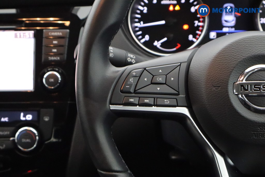 Nissan Qashqai Acenta Premium Automatic Petrol SUV - Stock Number (1563287) - 4th supplementary image