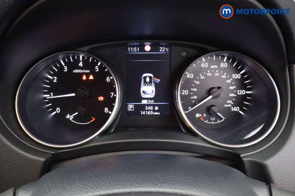 Nissan Qashqai Acenta Premium Automatic Petrol SUV - Stock Number (1563287) - 6th supplementary image