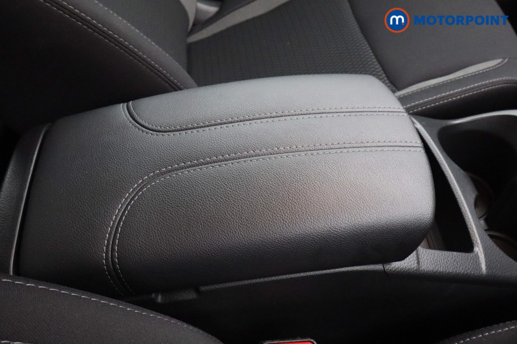 Nissan Qashqai Acenta Premium Automatic Petrol SUV - Stock Number (1563287) - 7th supplementary image