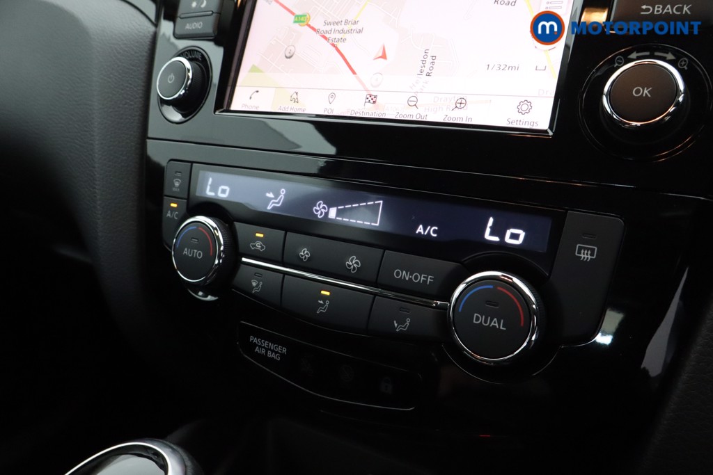 Nissan Qashqai Acenta Premium Automatic Petrol SUV - Stock Number (1563287) - 11th supplementary image