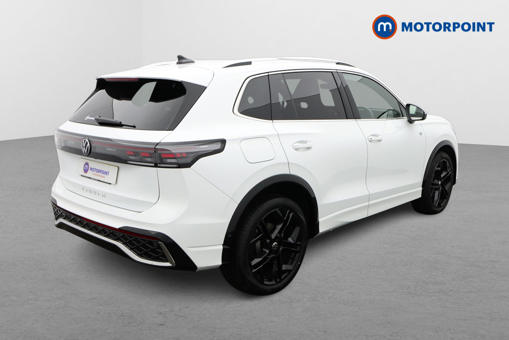 Volkswagen Tiguan R-Line Automatic Diesel SUV - Stock Number (1563417) - Drivers side rear corner