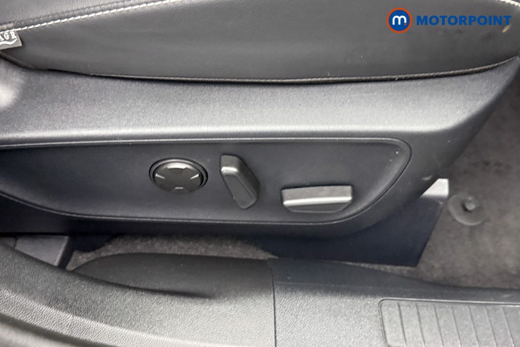 Ford Kuga Active Automatic Petrol Plug-In Hybrid SUV - Stock Number (1563498) - 17th supplementary image