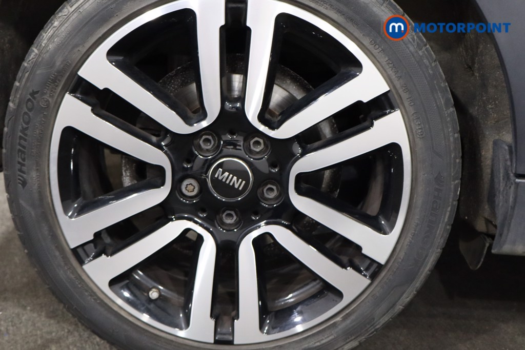 Mini Hatchback Cooper S Exclusive Manual Petrol Hatchback - Stock Number (1563615) - 16th supplementary image