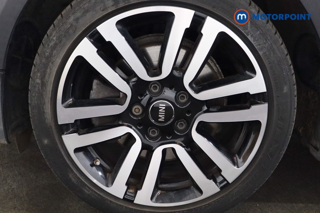 Mini Hatchback Cooper S Exclusive Manual Petrol Hatchback - Stock Number (1563615) - 18th supplementary image